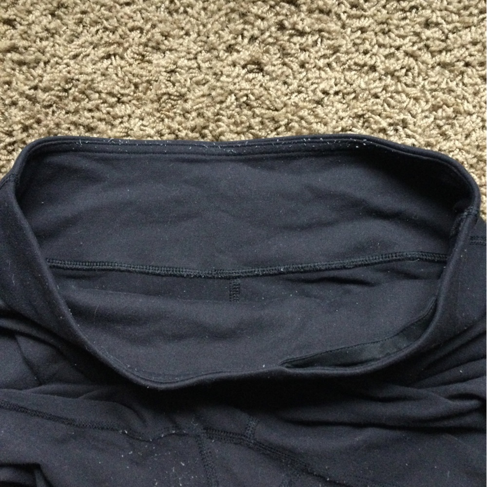 Low rise Lululemon Leggings - Picture 4 of 7